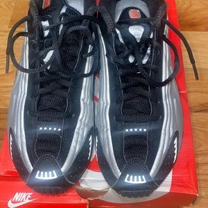 Mens Pre Owned Nike R4 Shox